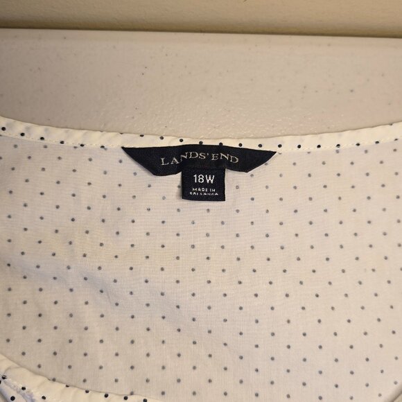 Land's End sleeveless white blouse with tiny black polka dots - Picture 7 of 9